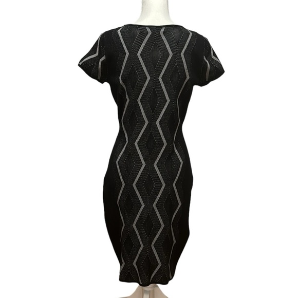 Noir Sophisticated & Sexy Mini Dress Textured Geometric Design w/Stretch Sz Med - Picture 4 of 6